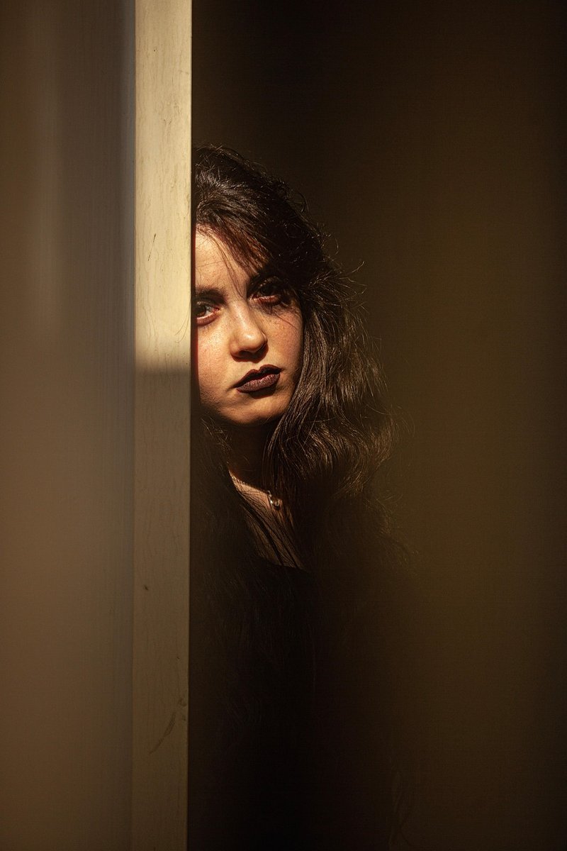 Page 2 - 30,000+ Free Alone Woman & Alone Images - Pixabay