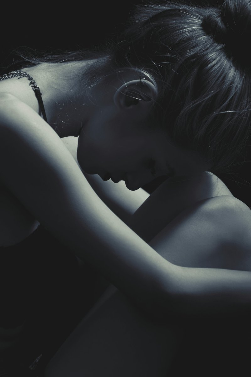 Sad Women Pictures | Download Free Images on Unsplash
