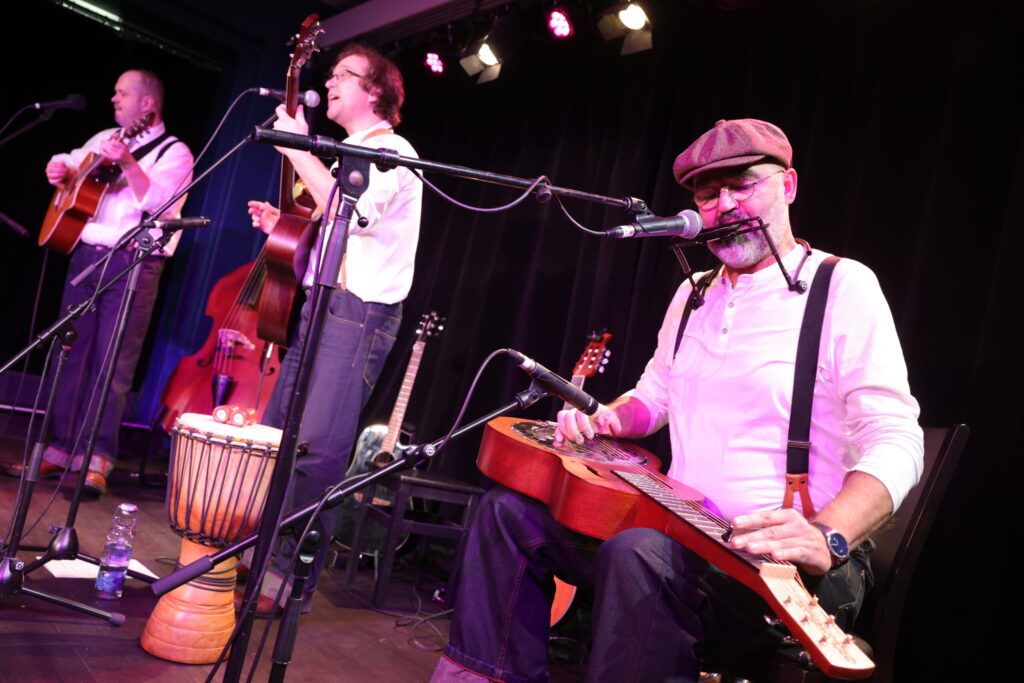 „Theater im Museum“  - „Wo soll ich landen – Musikalische Erinnerung an Gundermann"