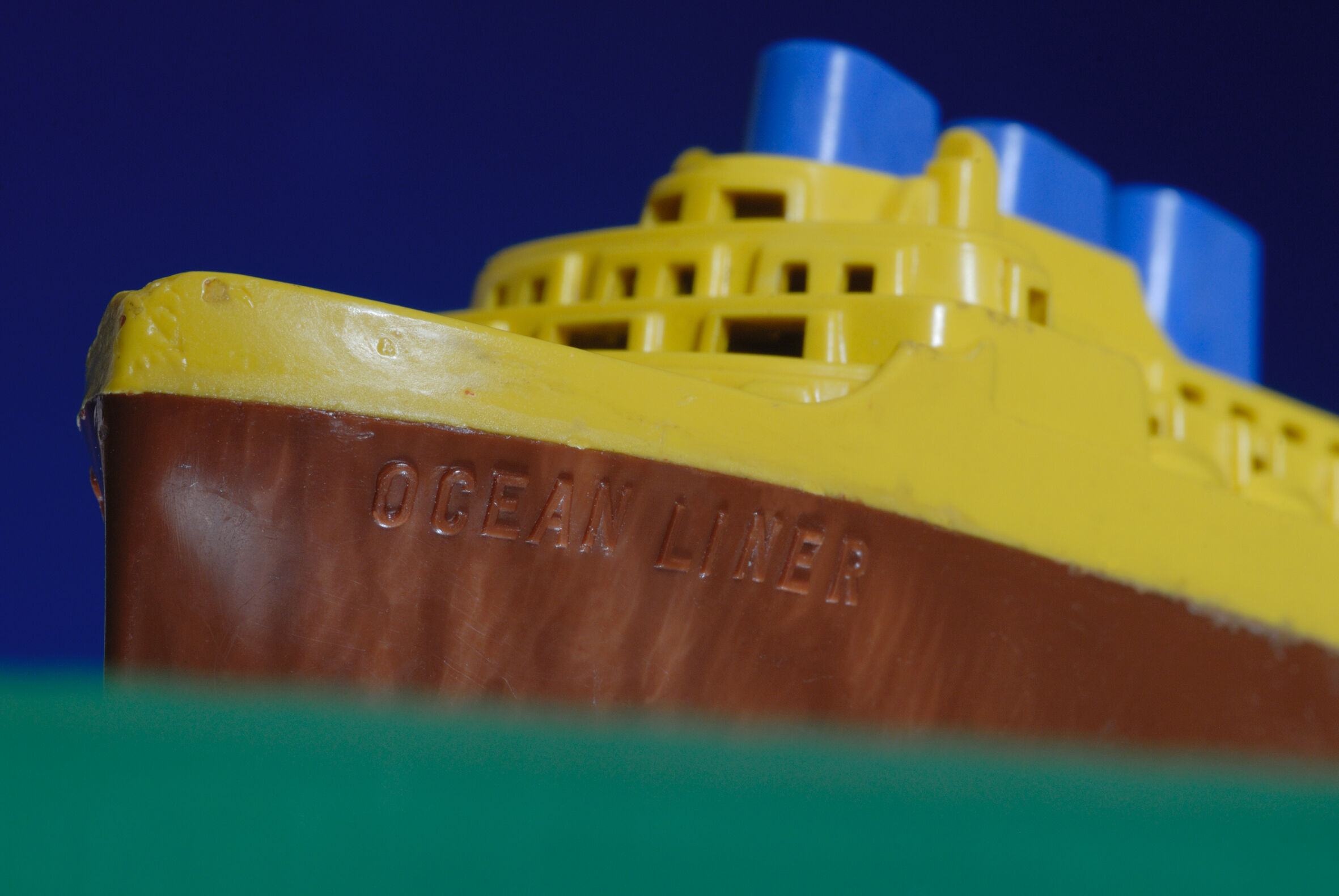 Leinen los! Historische Spielzeugschiffe auf Großer Fahrt