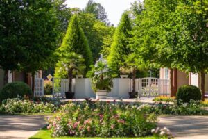 Saisoneröffnung im Ostdeutschen Rosengarten