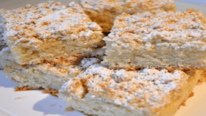 Sorbische/Wendische historische Küche - Streuselkuchen backen