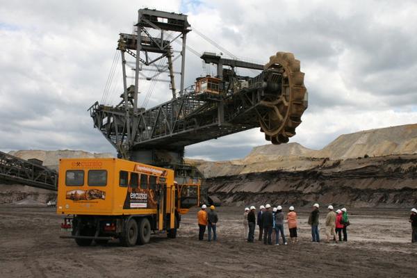 Mit der Seeschlange vom Sandstrand zum Kohleflöz