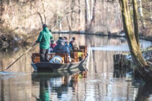 Kahnfahrt zur kalten Jahreszeit