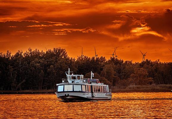 Einfach alles, was gefällt 2.0 - Sommernachtsparty auf der Santa Barbara