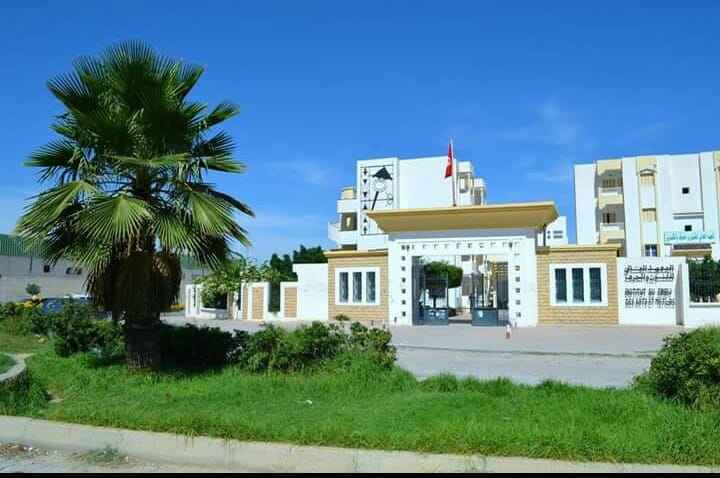 الصورة الرئيسية