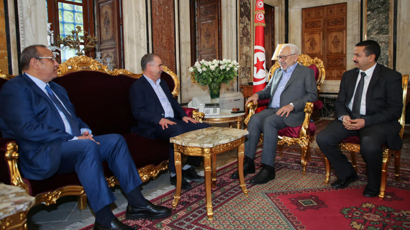 الصورة الرئيسية