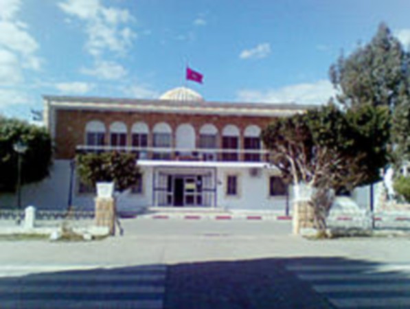 الصورة الرئيسية