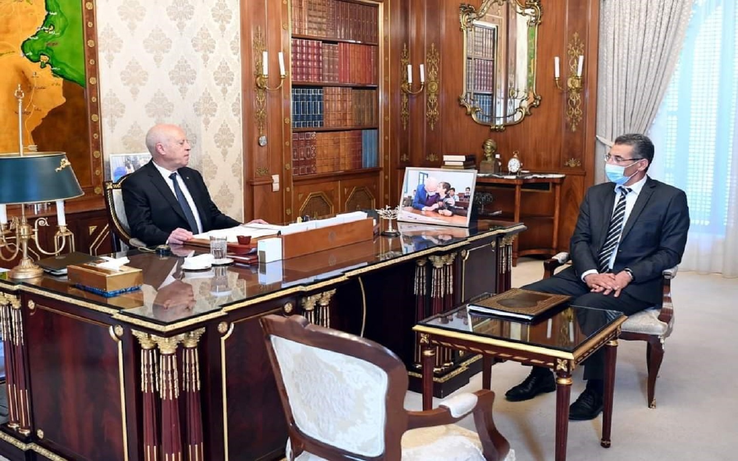 الصورة الرئيسية