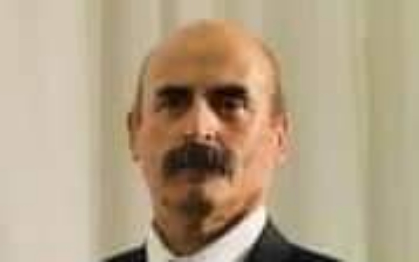 الصورة الرئيسية