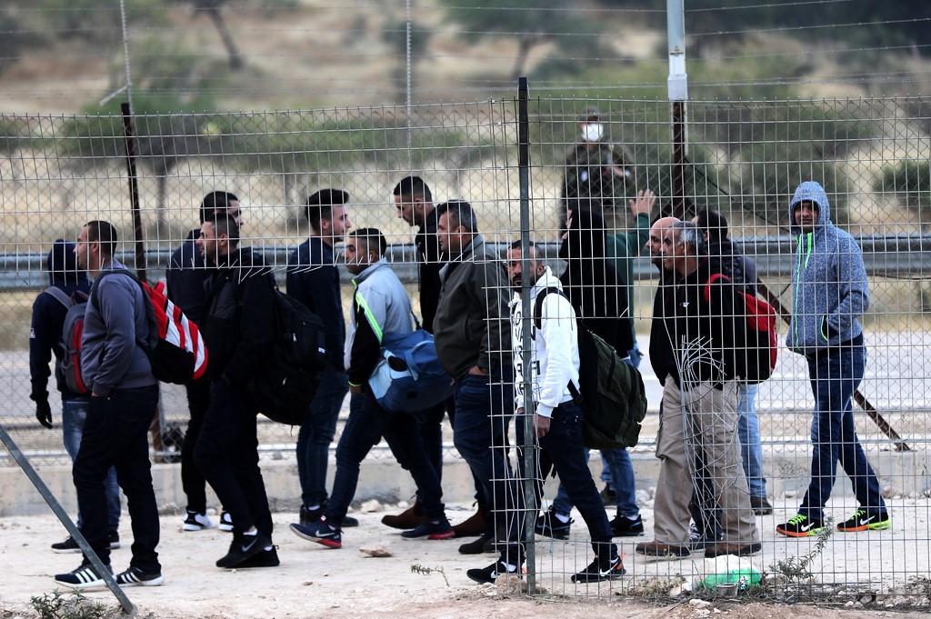 منع قُوات الاحتلال العُمال الفلسطينيين من دخول الأراضي المحتلة عام 1948