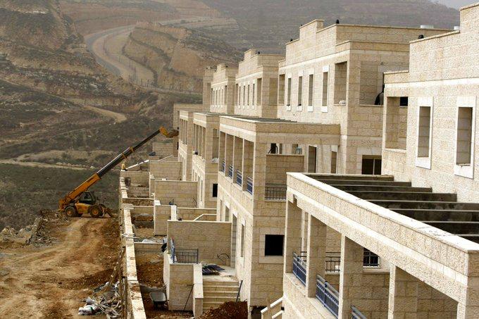 ضربة لليمين ... قانون التنظيم غير دستوري