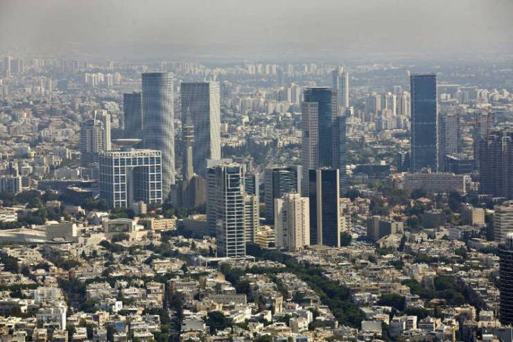 فرض غرامة مالية على مصنع أمني في الكيان