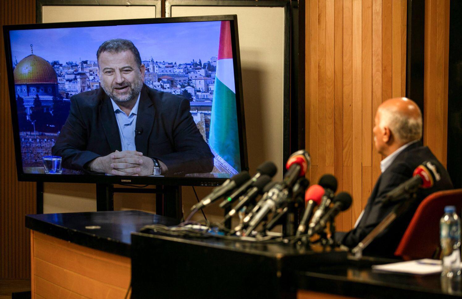 الفلسطينيون شبعوا من تصريحات حماس وفتح عن الوحدة، ويتوقعون هذه المرة أن يفعلوا