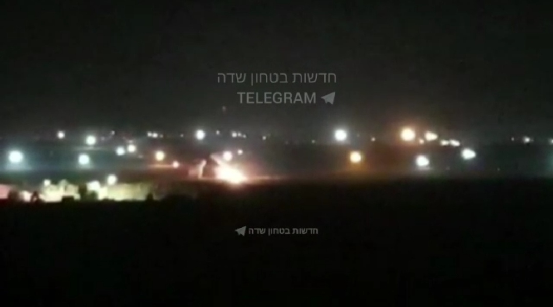 شاهد فيديو من حدود قطاع غزة قبل قليل حيث نشاط وحدات "الإرباك" في غزة