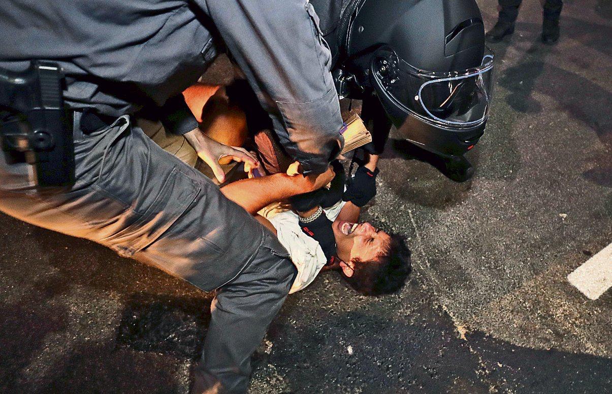 حرب أهلية باردة