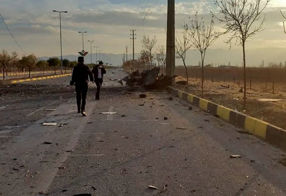 مقتل العالم النووي الايراني على يد النظام نفسه