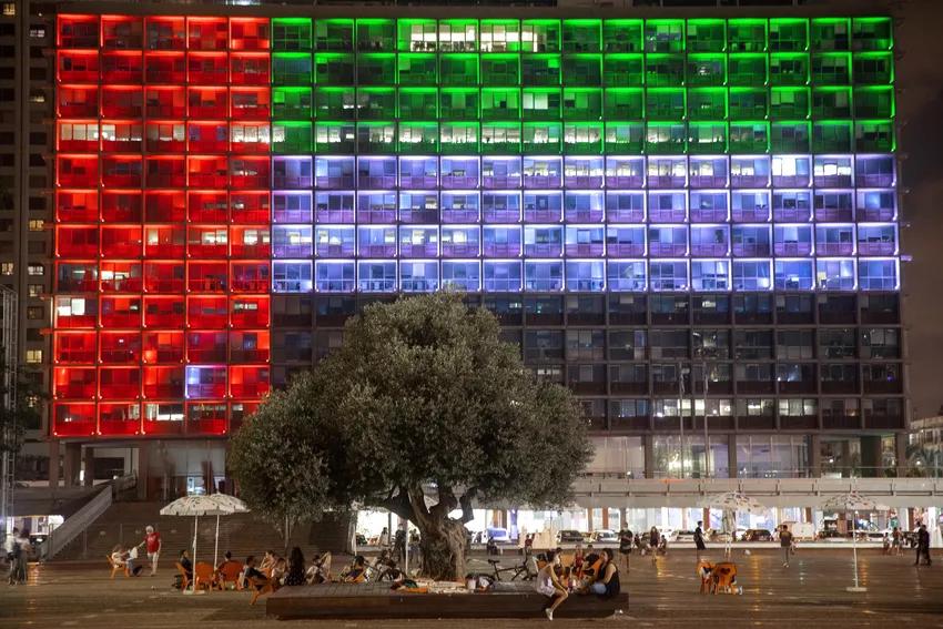 شهادات تقدير "لسييرت الخليج" التي خدمت في أرض الخليج على مدار 20 عاماً ومايزال ممنوعاً نشر الاسماء أو الصور