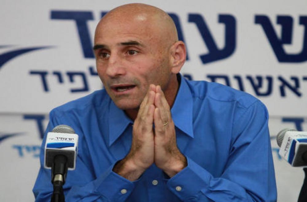 عوفر شيلح ينشق عن حزب يش عتيد