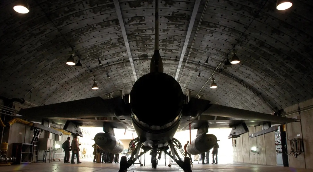 مع تجدد الصفقة النووية الإيرانية، خيارات صعبة تواجه الكيان