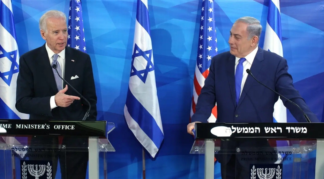 افتتاحية هآرتس ... المكالمة المفقودة بين نتنياهو وبايدن