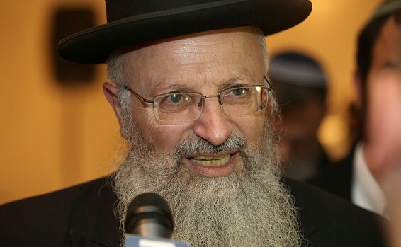 حاخام صفد يدعم تشكيل حُكومة يمين بوجود قائمة منصور عباس