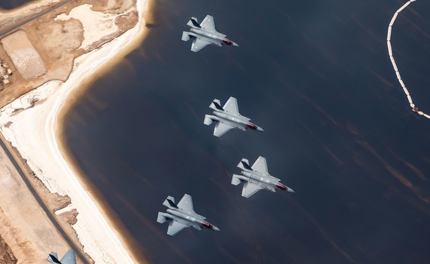 إيران نشرت بطاريات دفاع جوي متطورة، وتصدت لطائرات العدو