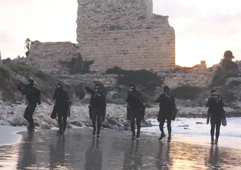 بعد سلسلة من الحوادث.. توقف التدريب في وحدة الكوماندوز البحرية "شييطت 13"