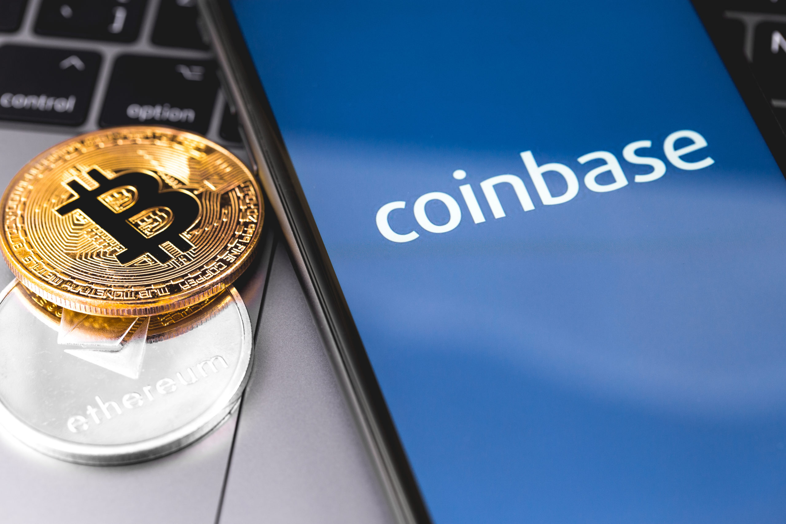 ثغرة في منصة Coinbase تتسبب بتعرض نحو 6 آلاف مستخدم للسرقة