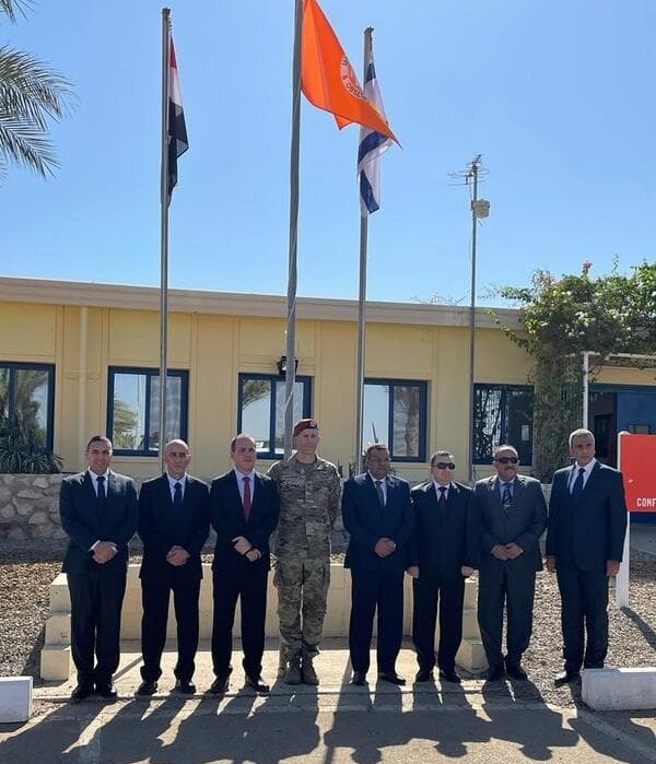 لقاء بين اللجنة المُشتركة لجيش العدو والجيش المصري