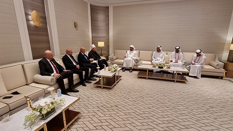 زعيم الدروز في الداخل المحتل يلتقي وزير خارجية الإمارات في دبي