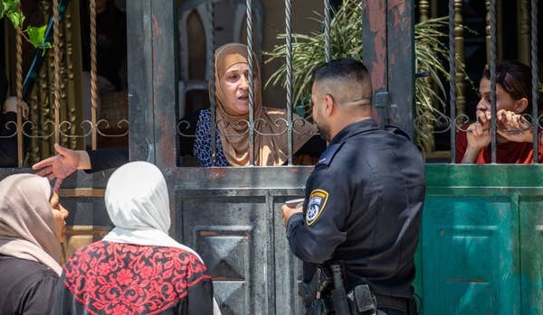 أكثر من 100 عائلة فلسطينية في القدس الشرقية تواجه هدم منازلها