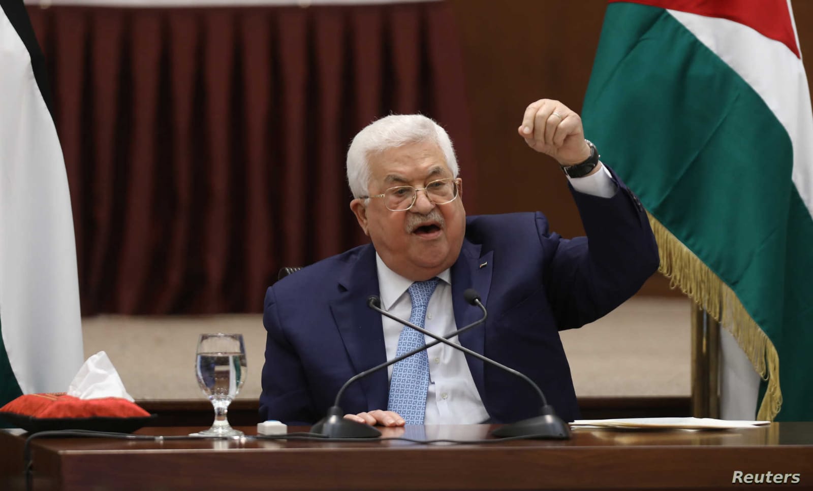 أبو مازن ينسف تشكيل "حُكومة الوحدة الفلسطينية"