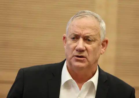 بعد اتهام عامل في منزل "جانتس" بالتجسس لصالح إيران .. "الشاباك" يعترف بالفشل