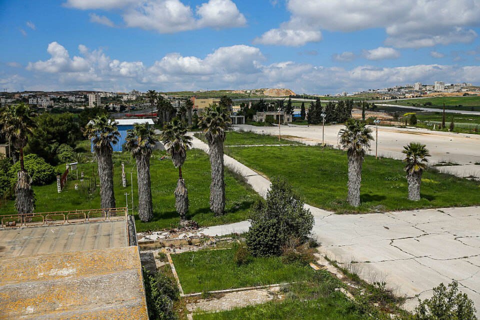 رغم الضغوط الأمريكية.. بينت وشاكيد يواصلان دعم البناء الاستيطاني في عطروت