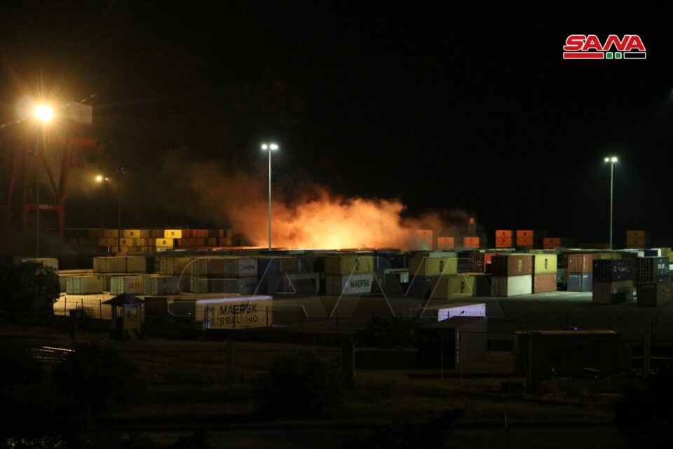 العدو ينفذ عدوانا جويا على ميناء اللاذقية السوري