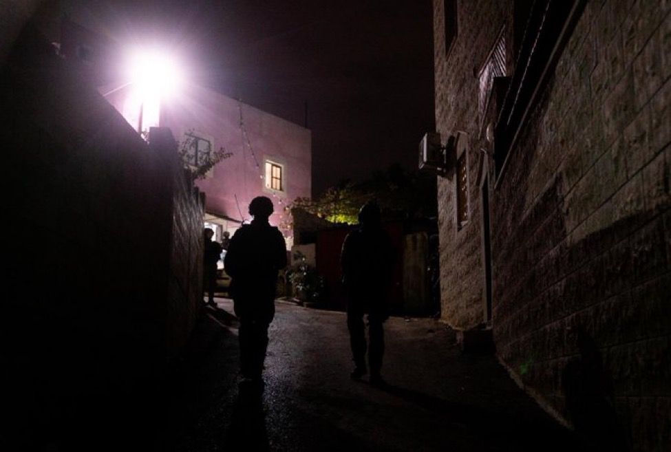 تسهيلات من جيش العدو لجنوده في سياسة إطلاق النار على راشقي الحجارة