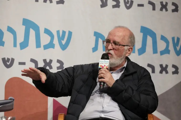 رئيس وكالة الفضاء في الكيان: "الضغط الإسرائيلي" على الولايات المتحدة للانسحاب من الاتفاق النووي خطأ إستراتيجي كبير