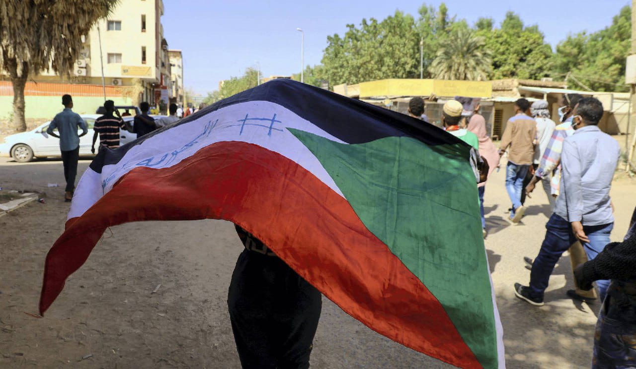 مسؤول سوداني يزور الكيان