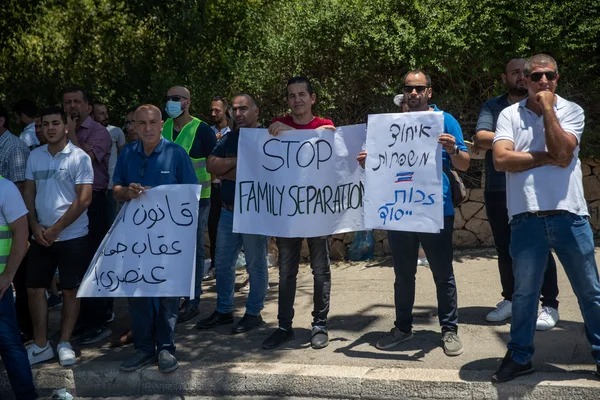 ما المختلف في قانون الجنسية الجديد.. وما الخطوة التالية في محاربته؟