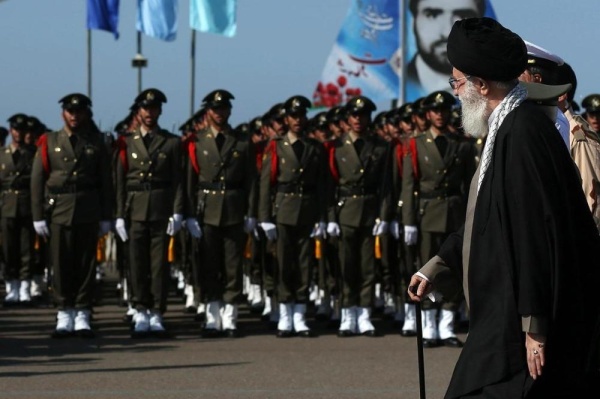 ماذا سيحدث إذا أزالت أمريكا الحرس الثوري من القائمة السوداء؟