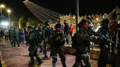 اعتقال ستة فلسطينيين خلال مواجهات عند باب العامود بالقدس