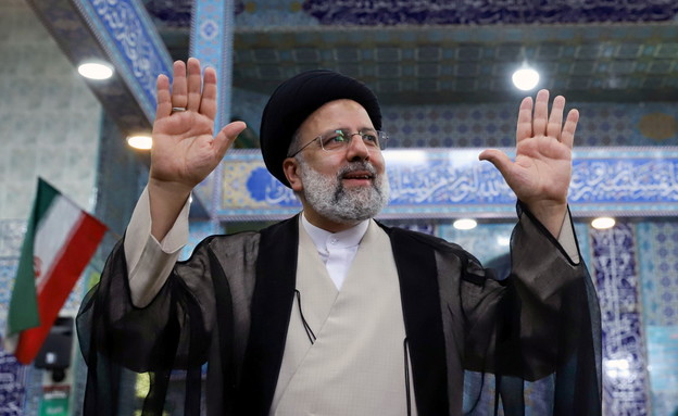 قرار "بايدن" عدم شطب الحرس الثوري من قائمة الإرهاب إنجاز "لإسرائيل"