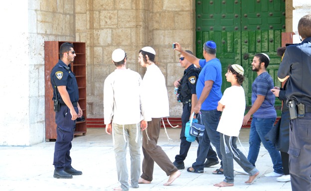 محكمة صهيونية تسمح بإقامة طقوس تلمودية في المسجد الأقصى