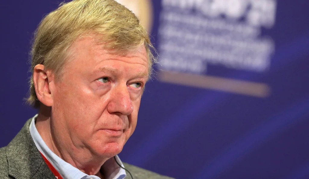 هل اعتذر بوتين لبينت؟