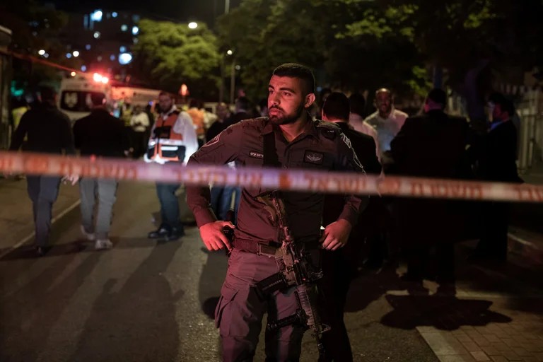 مسؤول أمني كبير: منفذو العملية ليسوا محسوبين على حماس لكنهم تأثروا بتحريض السنوار