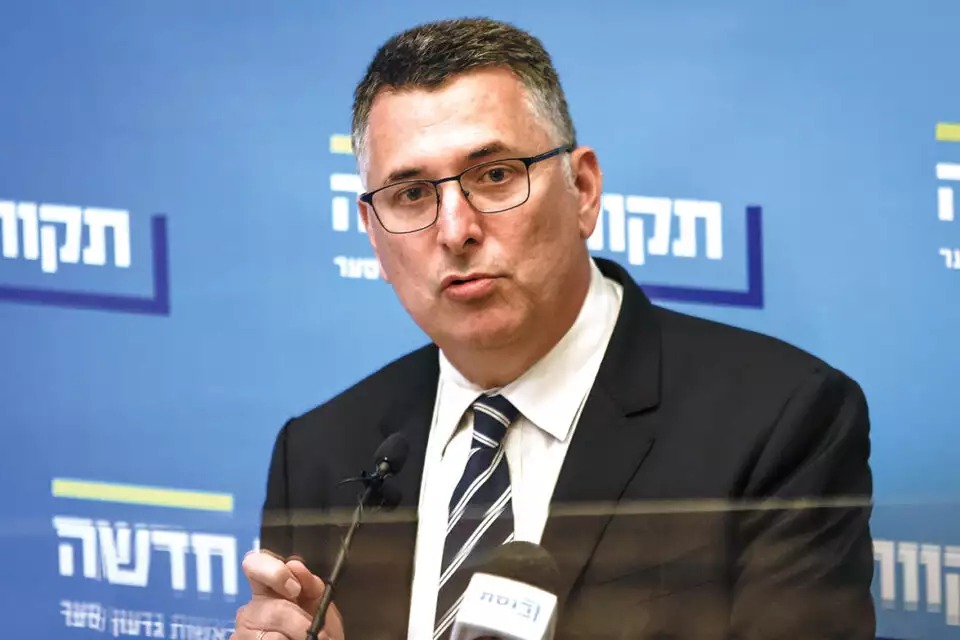 أزمة سياسية في الكيان قبل التصويت على قانون "الضفة الغربية"