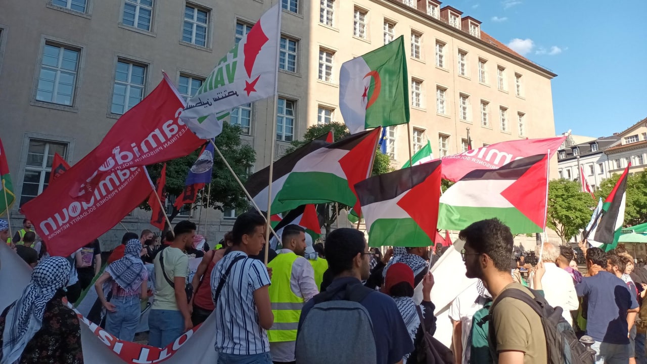 بالصور: تظاهرة مؤيدة لفلسطين في برلين
