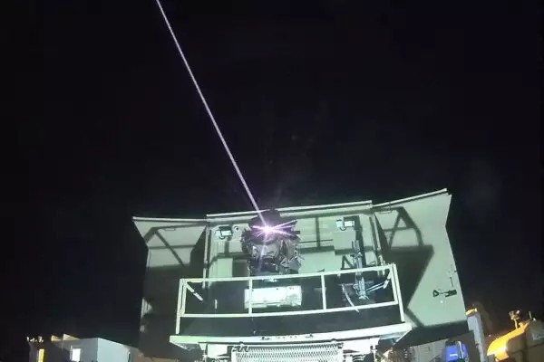 الولايات المتحدة ستصبح شريك "إسرائيل" في تطوير نظام الليزر