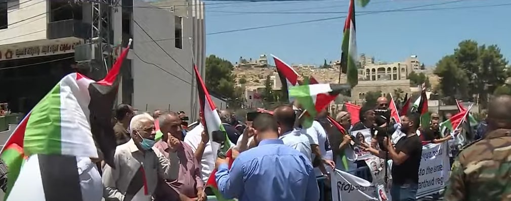 بالصور: وقفة احتجاجية في بيت لحم رفضاً لزيارة الرئيس الأمريكي